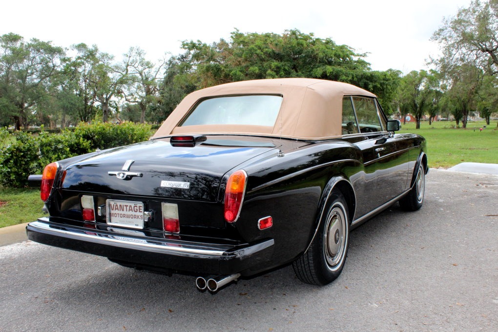 Used-1995-Rolls-Royce-Corniche-IV-2nd-Series--Last-Year-of-Production