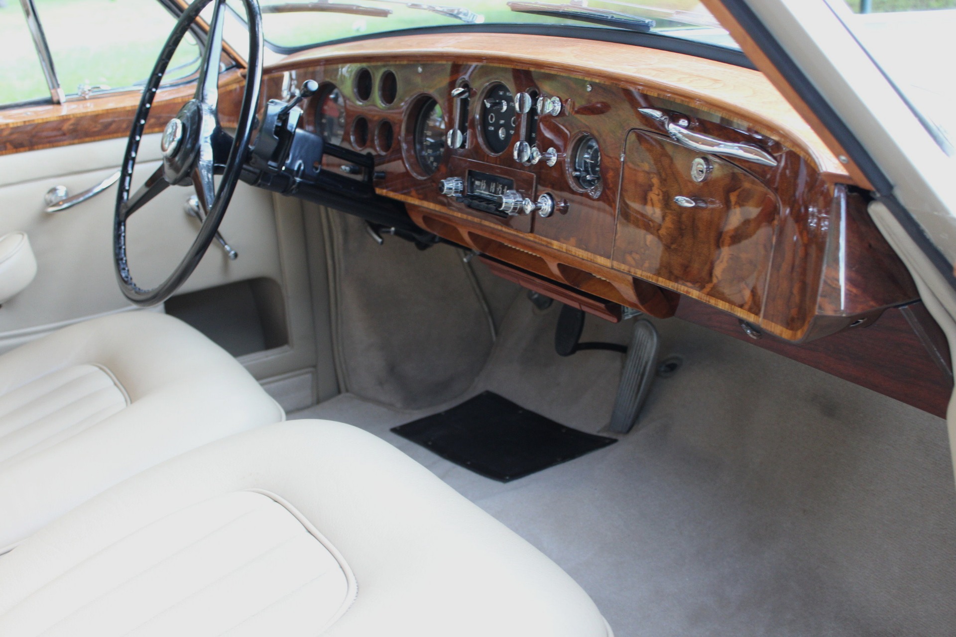 Used-1956-Bentley-S-Continental-HJ-Mulliner-Design-7400-FASTBACK