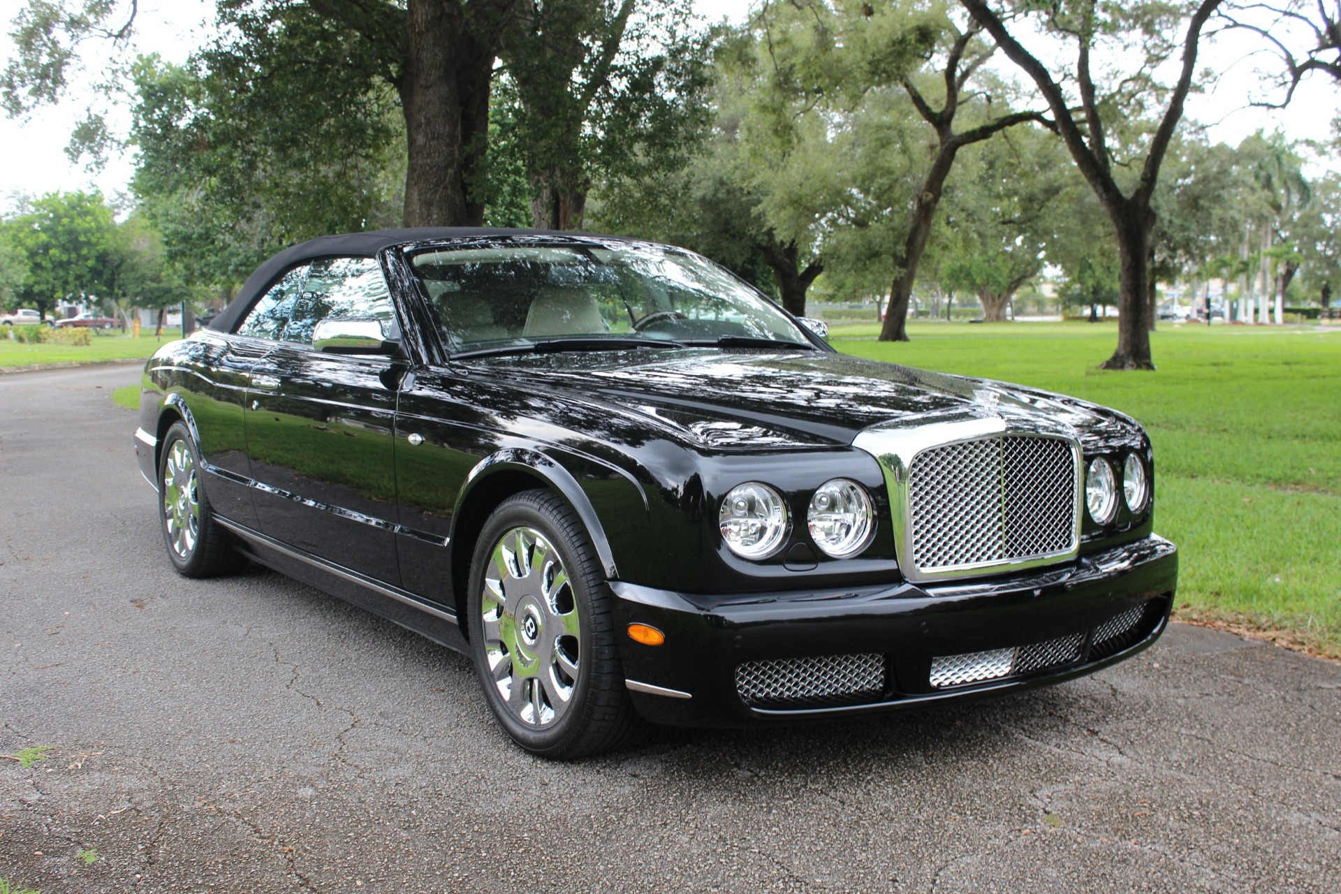 2009 Bentley Azure T