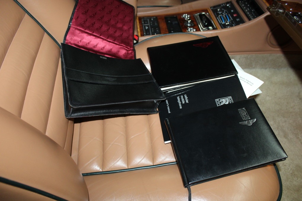 Used-1991-BENTLEY-CONTINENTAL-III-CONVERTIBLE