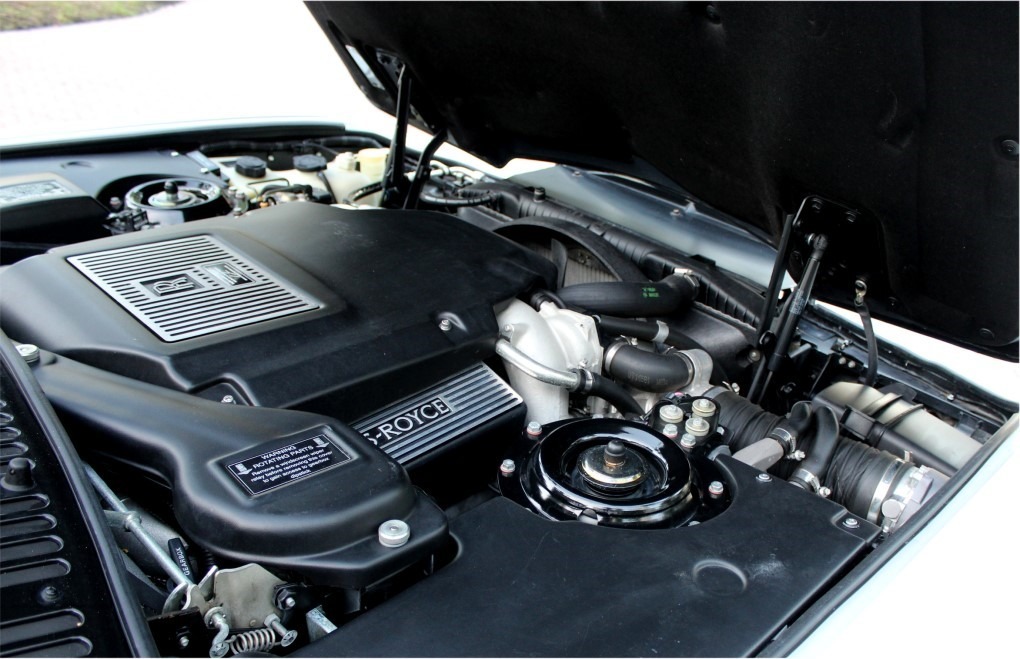 Used-2001-Rolls-Royce-Corniche-335-Hp-Turbo