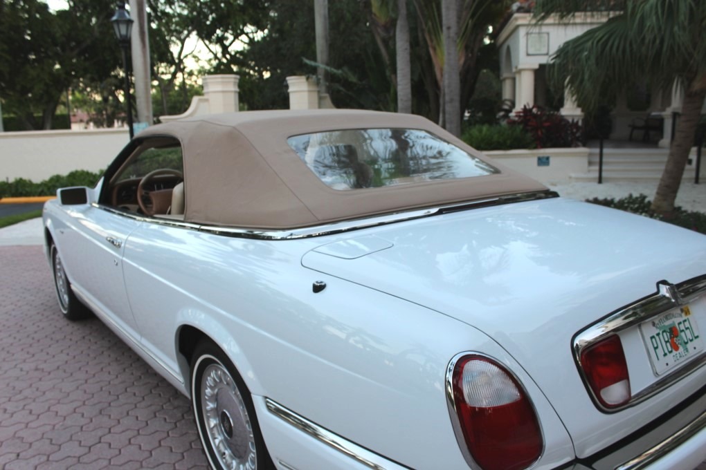 Used-2001-Rolls-Royce-Corniche-335-Hp-Turbo