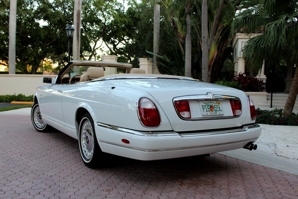 Used-2001-Rolls-Royce-Corniche-335-Hp-Turbo