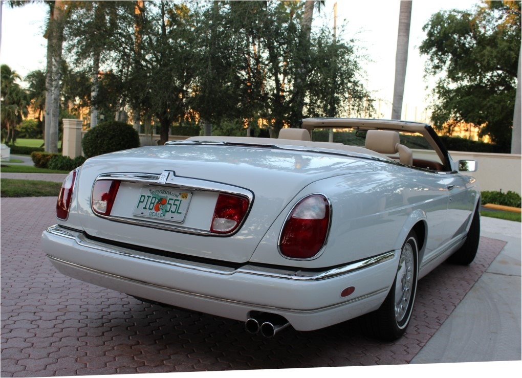 Used-2001-Rolls-Royce-Corniche-335-Hp-Turbo