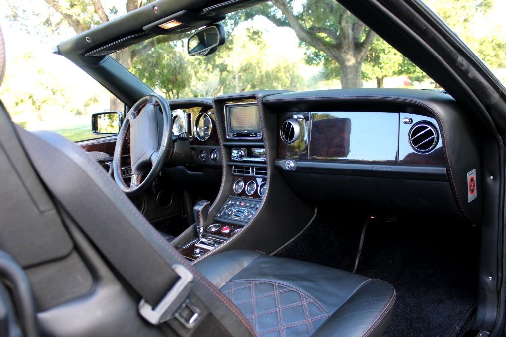 Used-2003-Bentley-Azure-Final-Series