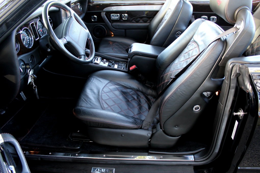 Used-2003-Bentley-Azure-Final-Series