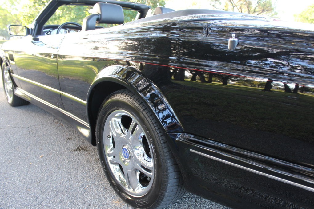 Used-2003-Bentley-Azure-Final-Series