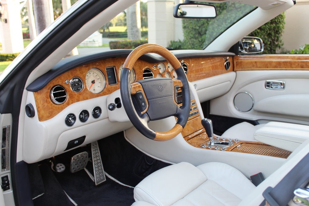 Used-2007-Bentley-Azure-450-Hp-Twin-Turbo