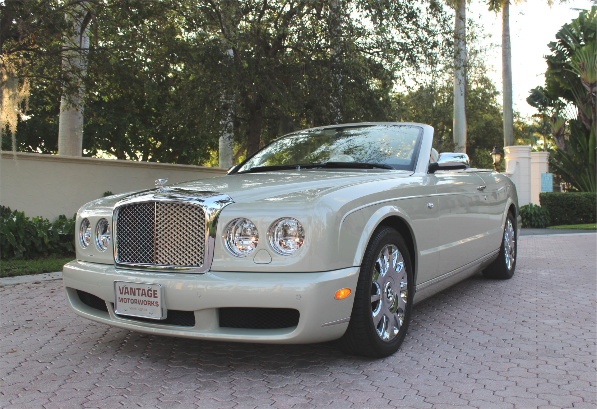 Used 2007 Bentley Azure 450 Hp Twin Turbo | North Miami, FL