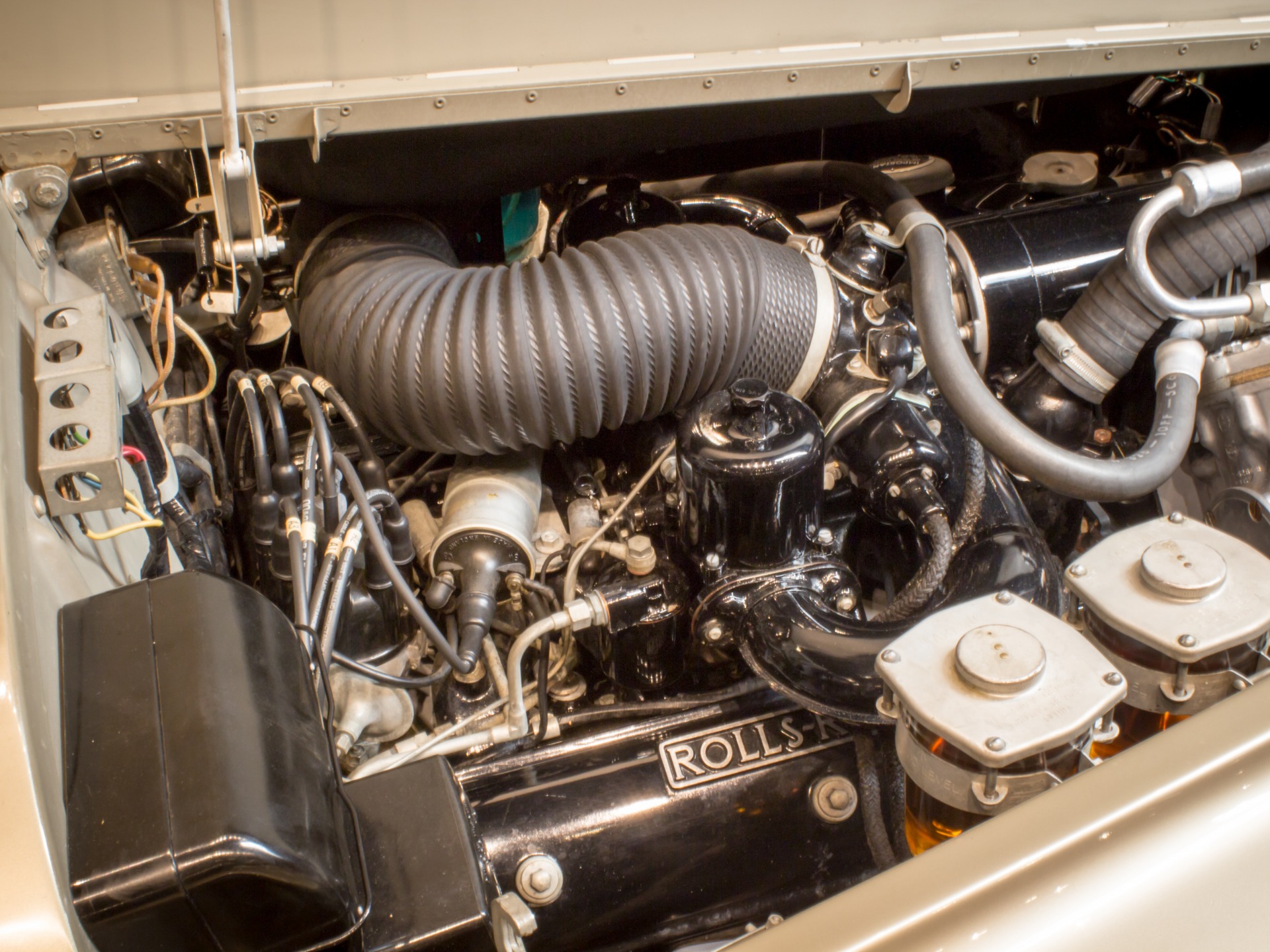 Used-1965-Rolls-Royce-Silver-Cloud-III