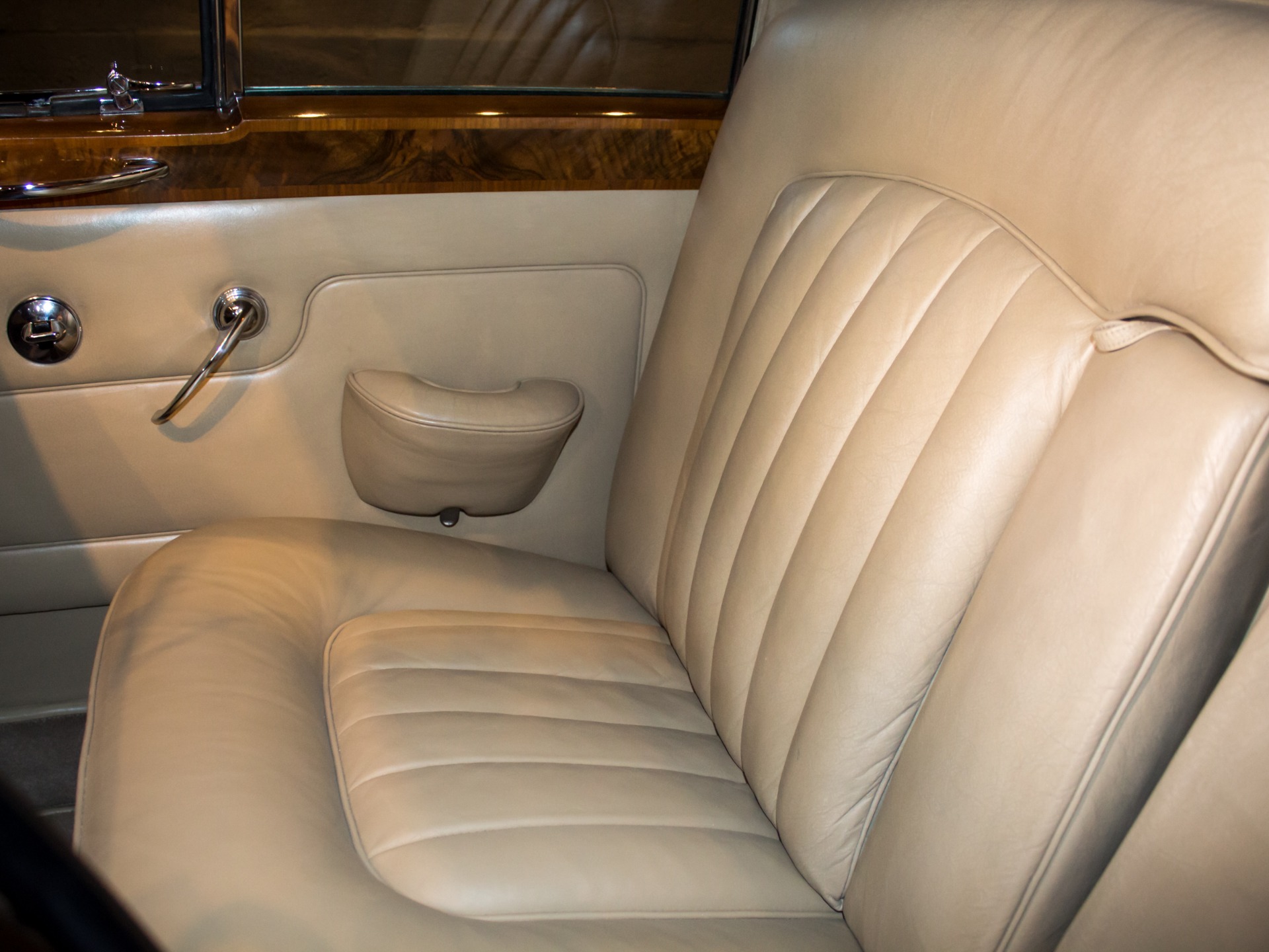Used-1965-Rolls-Royce-Silver-Cloud-III