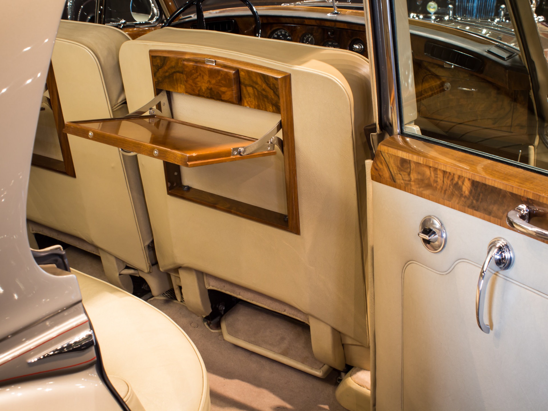 Used-1965-Rolls-Royce-Silver-Cloud-III