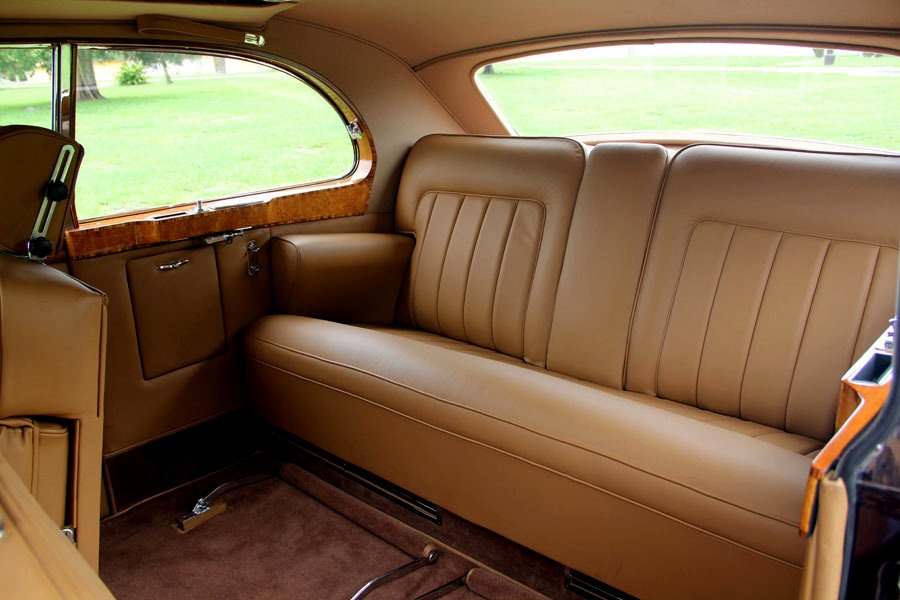 Used-1961-Rolls-Royce-Phantom-V-PV55-Two-door-Touring-Saloon