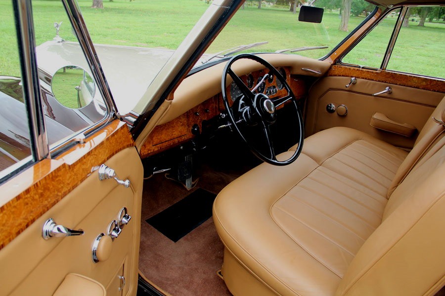 Used-1961-Rolls-Royce-Phantom-V-PV55-Two-door-Touring-Saloon