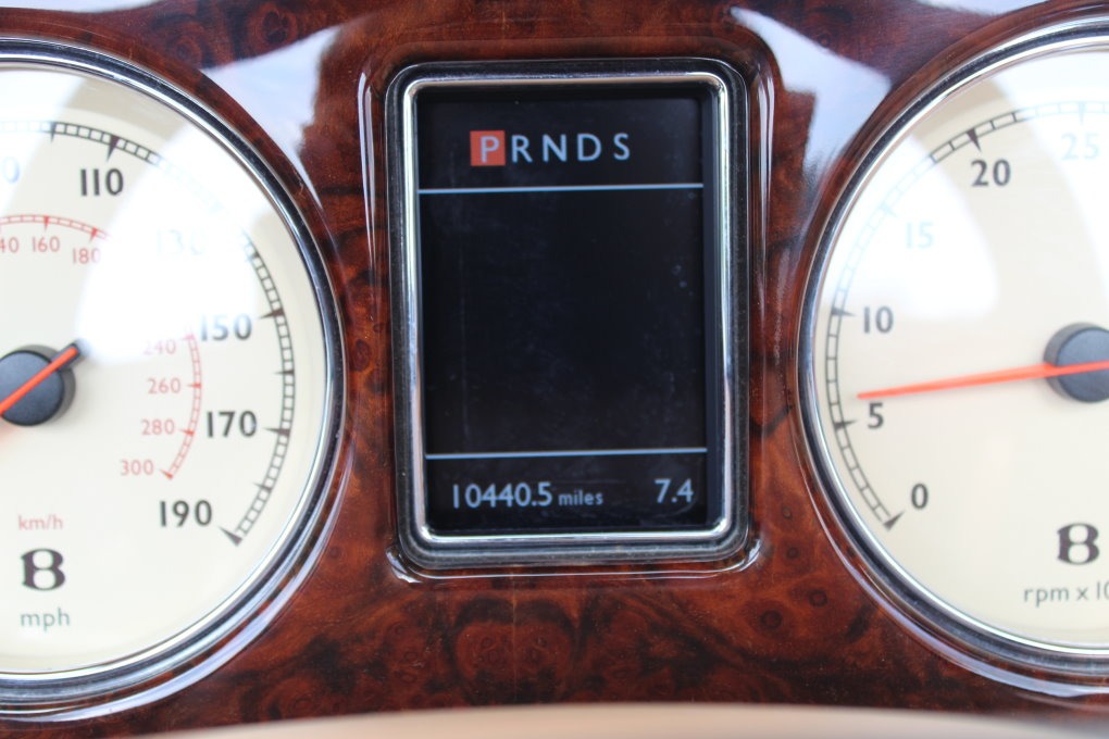 Used-2007-Bentley-Azure