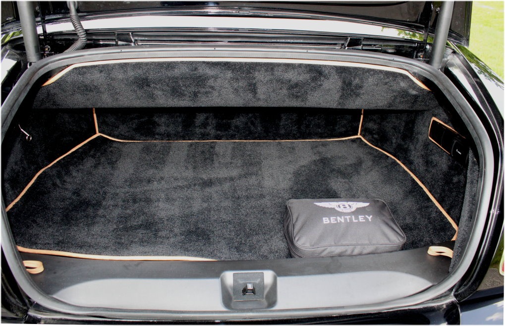 Used-2007-Bentley-Azure