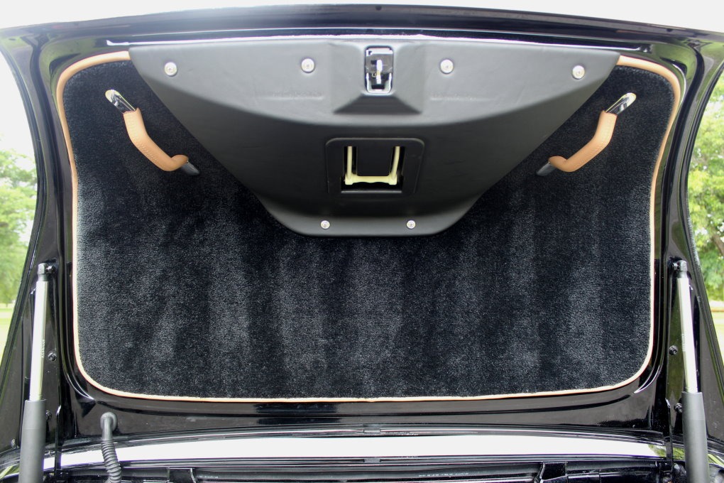 Used-2007-Bentley-Azure