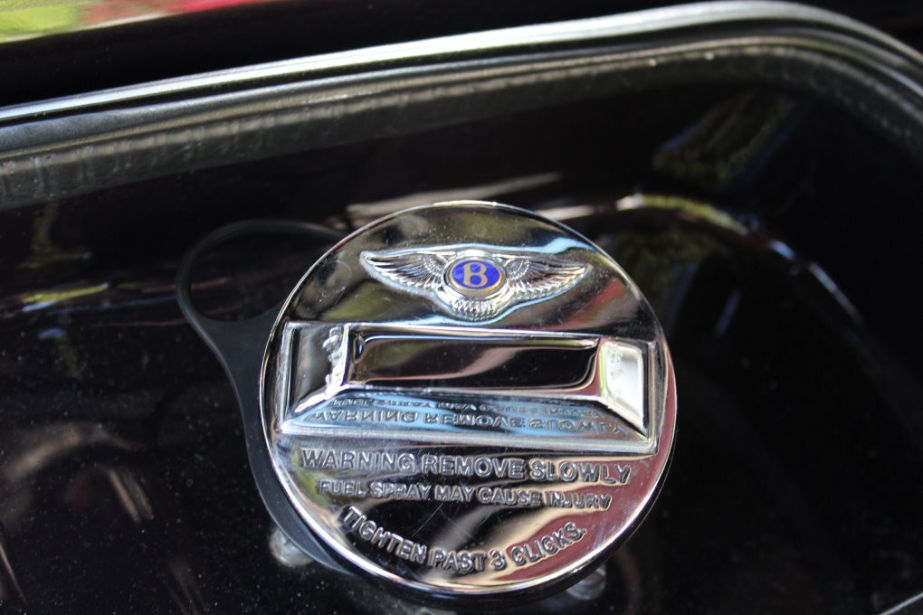 Used-1998-BENTLEY-Azure-345-Hp-Turbo