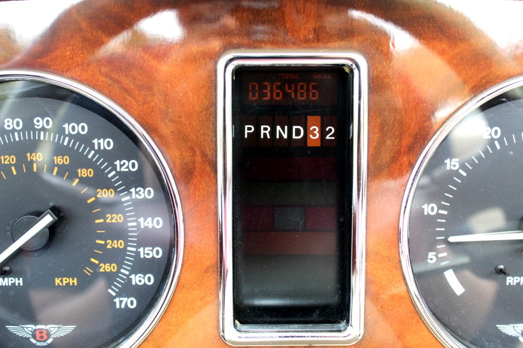 Used-1998-BENTLEY-Azure-345-Hp-Turbo