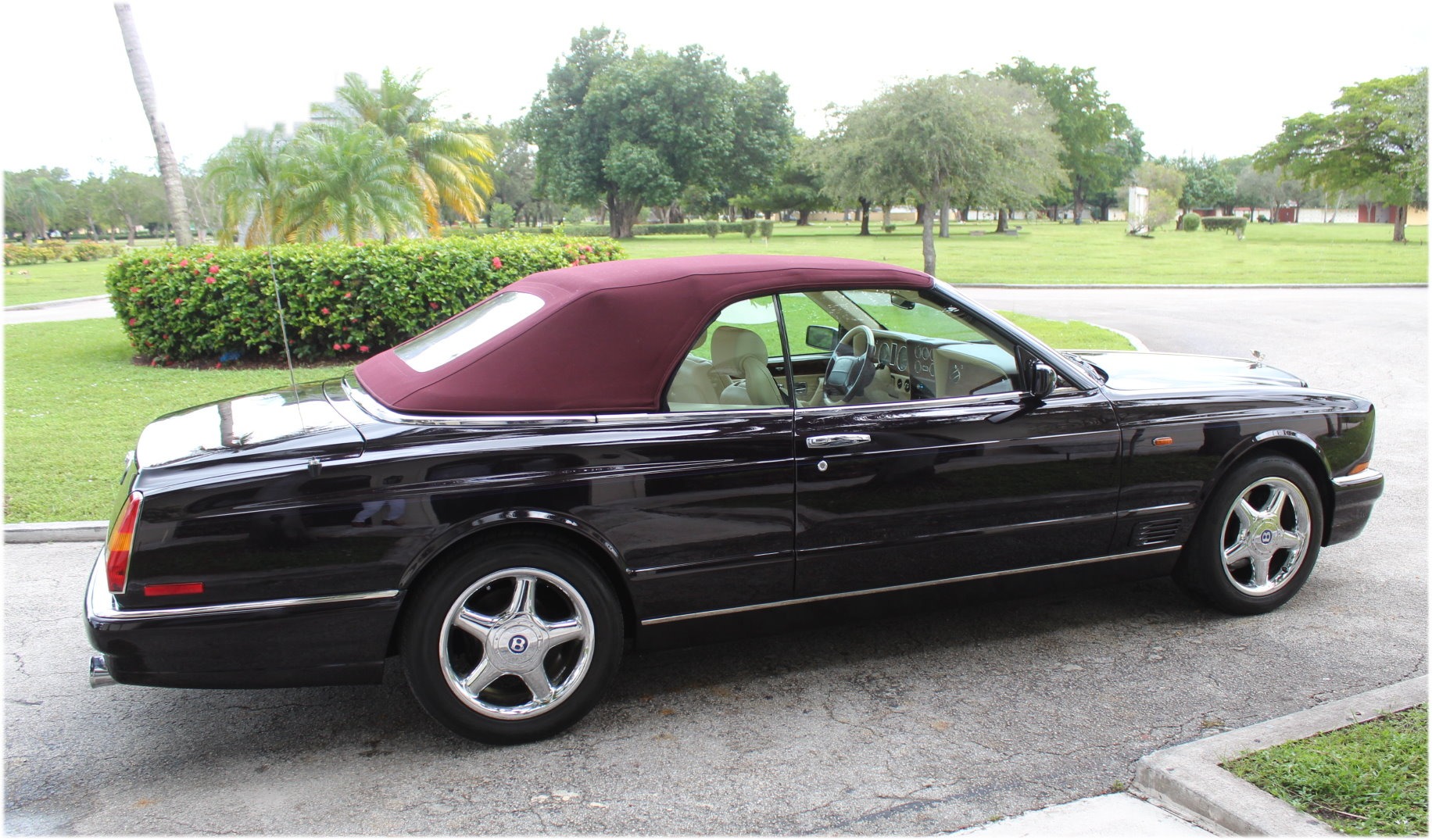 Used-1998-BENTLEY-Azure-345-Hp-Turbo