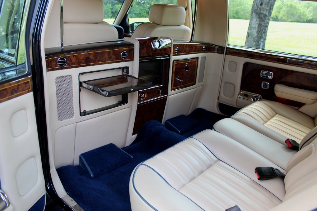 Used-1999-ROLLS-ROYCE-Silver-Spur-Park-Ward-Touring-Limousine