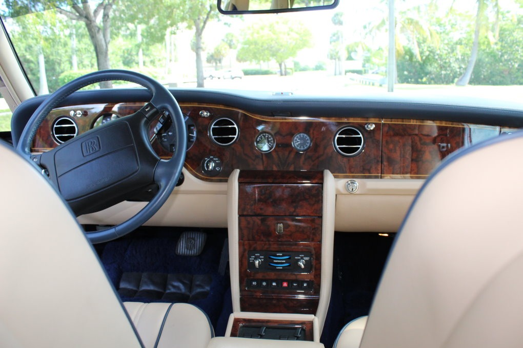 Used-1999-ROLLS-ROYCE-Silver-Spur-Park-Ward-Touring-Limousine
