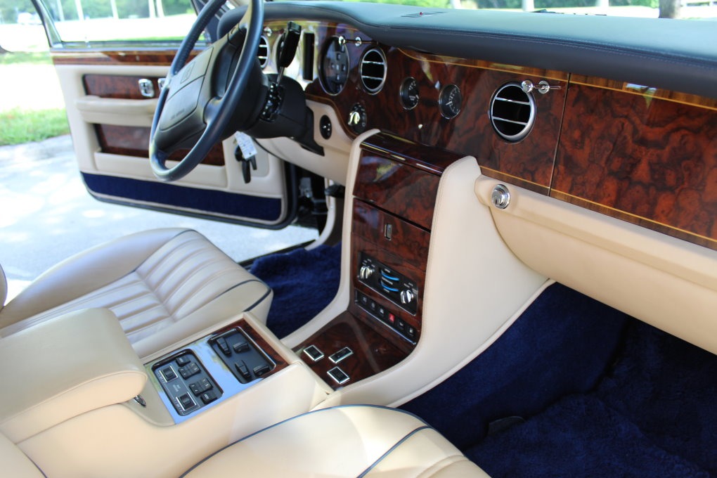 Used-1999-ROLLS-ROYCE-Silver-Spur-Park-Ward-Touring-Limousine