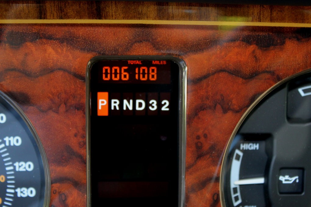 Used-1999-ROLLS-ROYCE-Silver-Spur-Park-Ward-Touring-Limousine