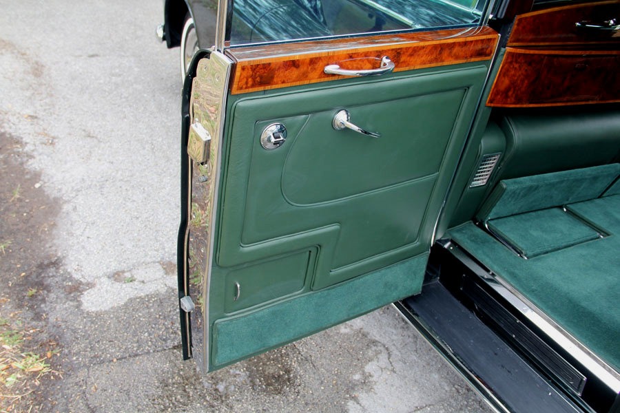 Used-1961-Rolls-PHANTOM-V-Limousine