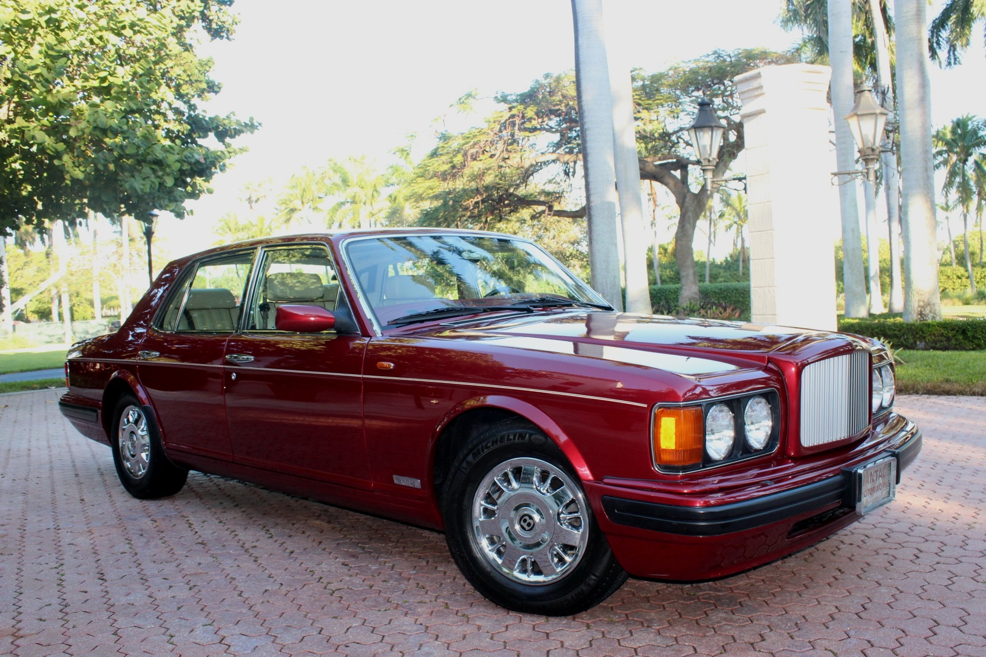 Used-1997-BENTLEY-BROOKLANDS