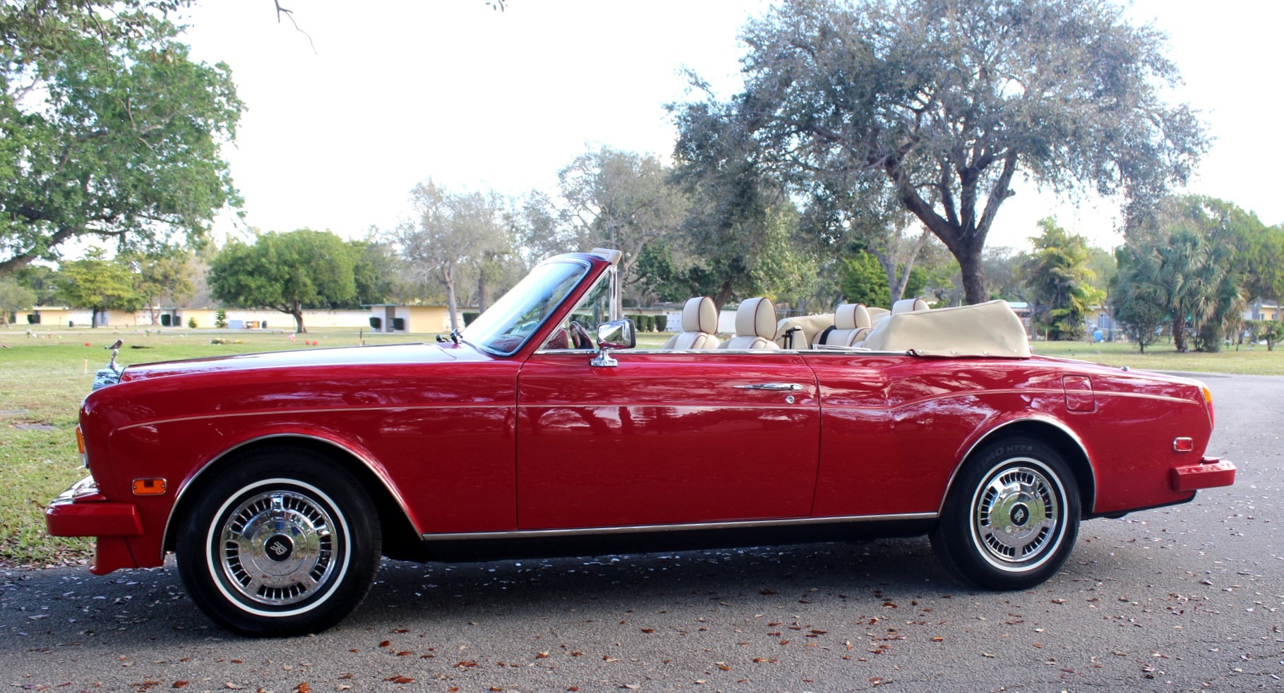 Used-1995-Rolls-Royce-Corniche-S--17-of-25