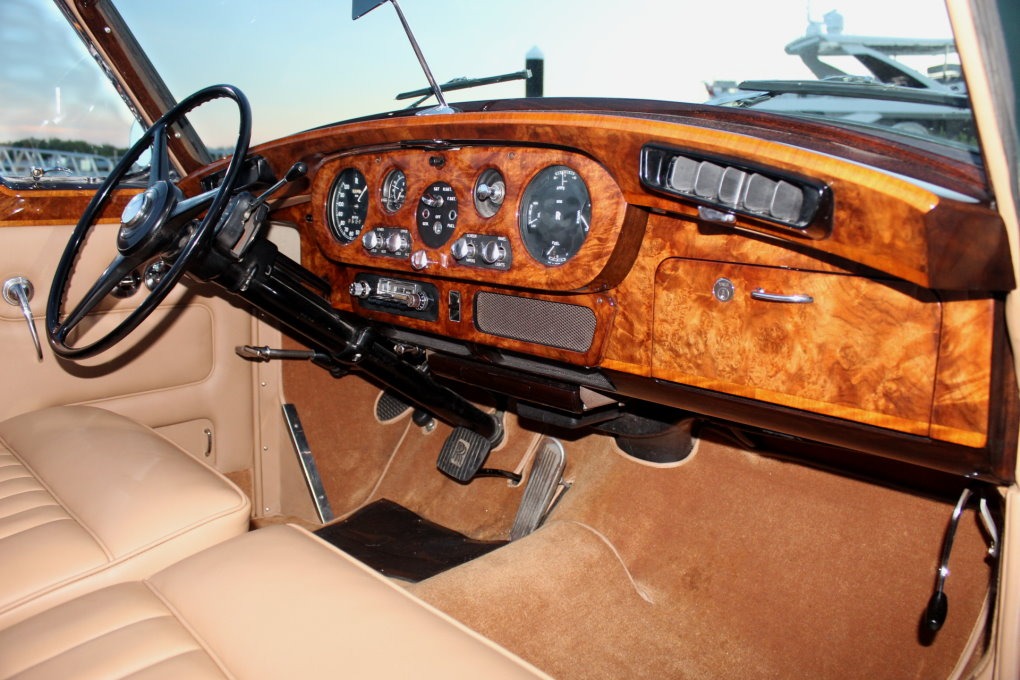 Used-1962-Rolls-Royce-Silver-Cloud-II-HJ-Mulliner-Drophead-Coupe