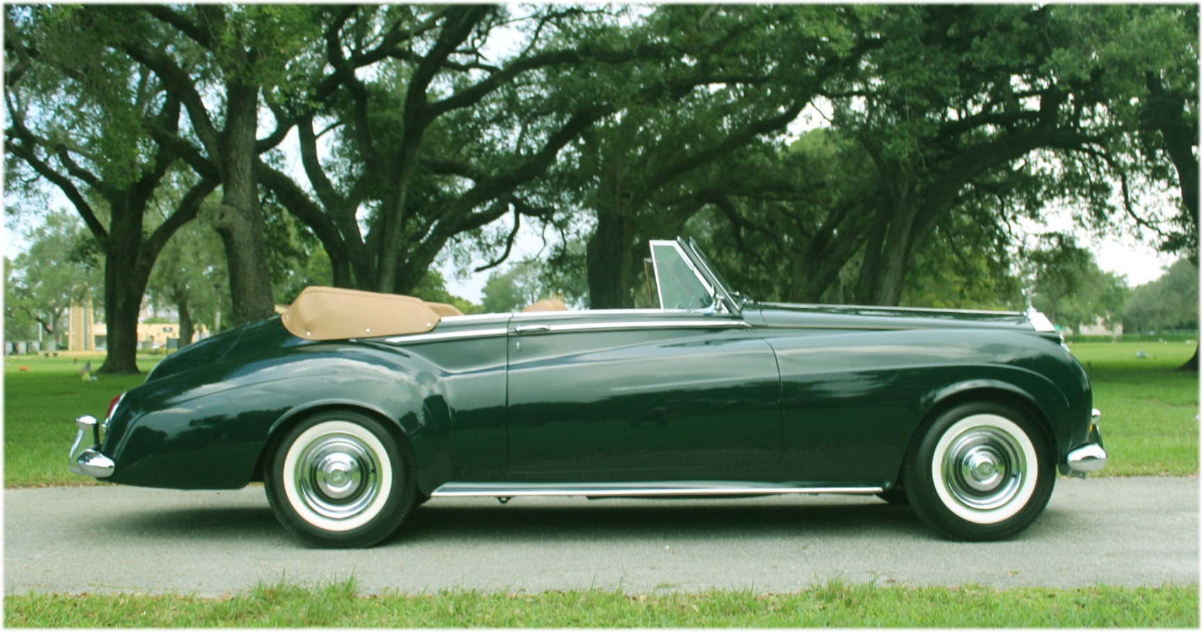 Used-1962-Rolls-Royce-Silver-Cloud-II-HJ-Mulliner-Drophead-Coupe