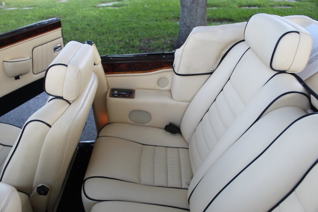 Used-1990-Rolls-Royce-Corniche-III