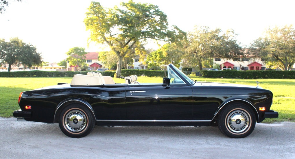 Used-1990-Rolls-Royce-Corniche-III