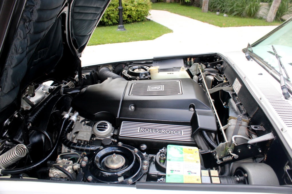 Used-1995-Rolls-Royce-Corniche-IV-Second-Series