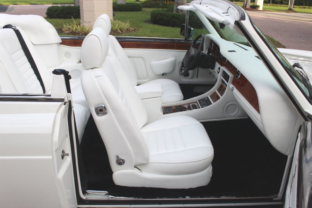 Used-1995-Rolls-Royce-Corniche-IV-Second-Series