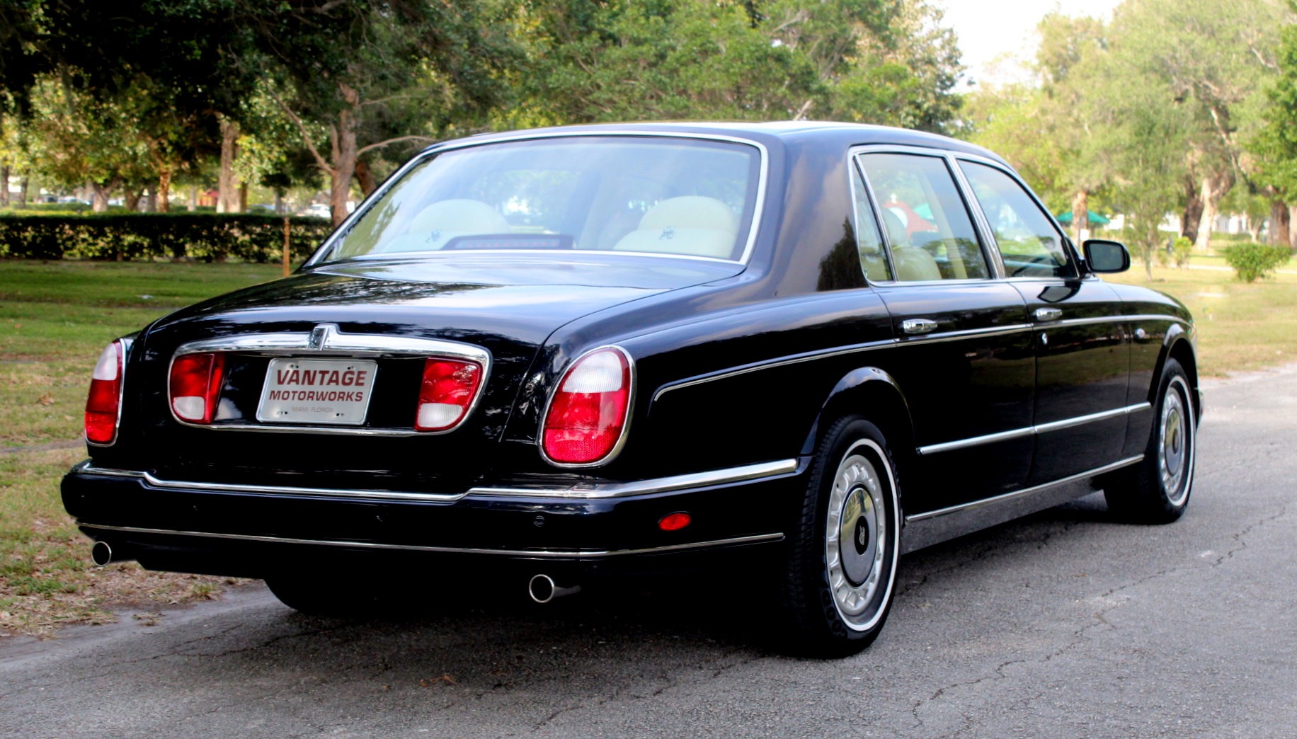 Used-2001-Rolls-Royce-Silver-Seraph-Park-Ward-Long-Wheelbase