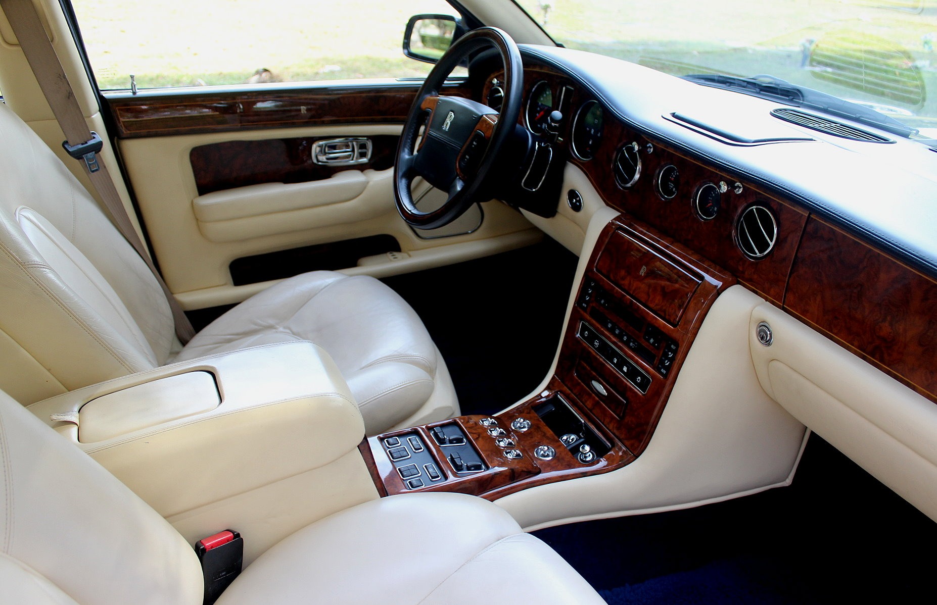 Used-2001-Rolls-Royce-Silver-Seraph-Park-Ward-Long-Wheelbase