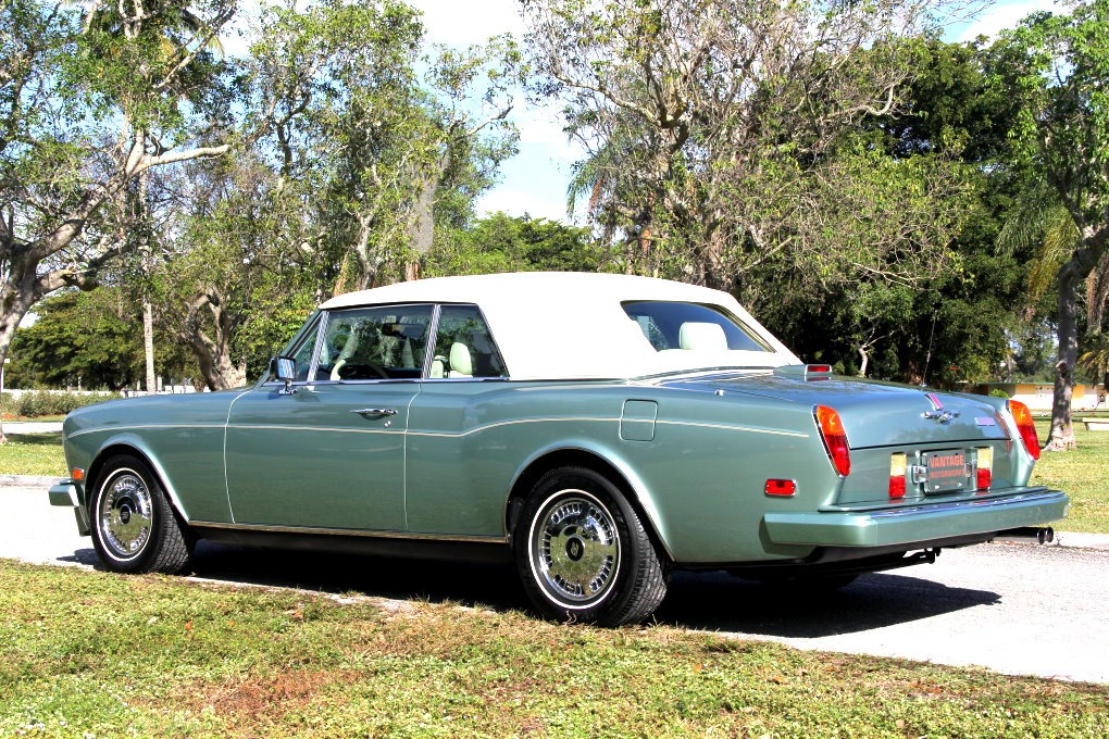 Used-1995-Rolls-Royce-Corniche-S