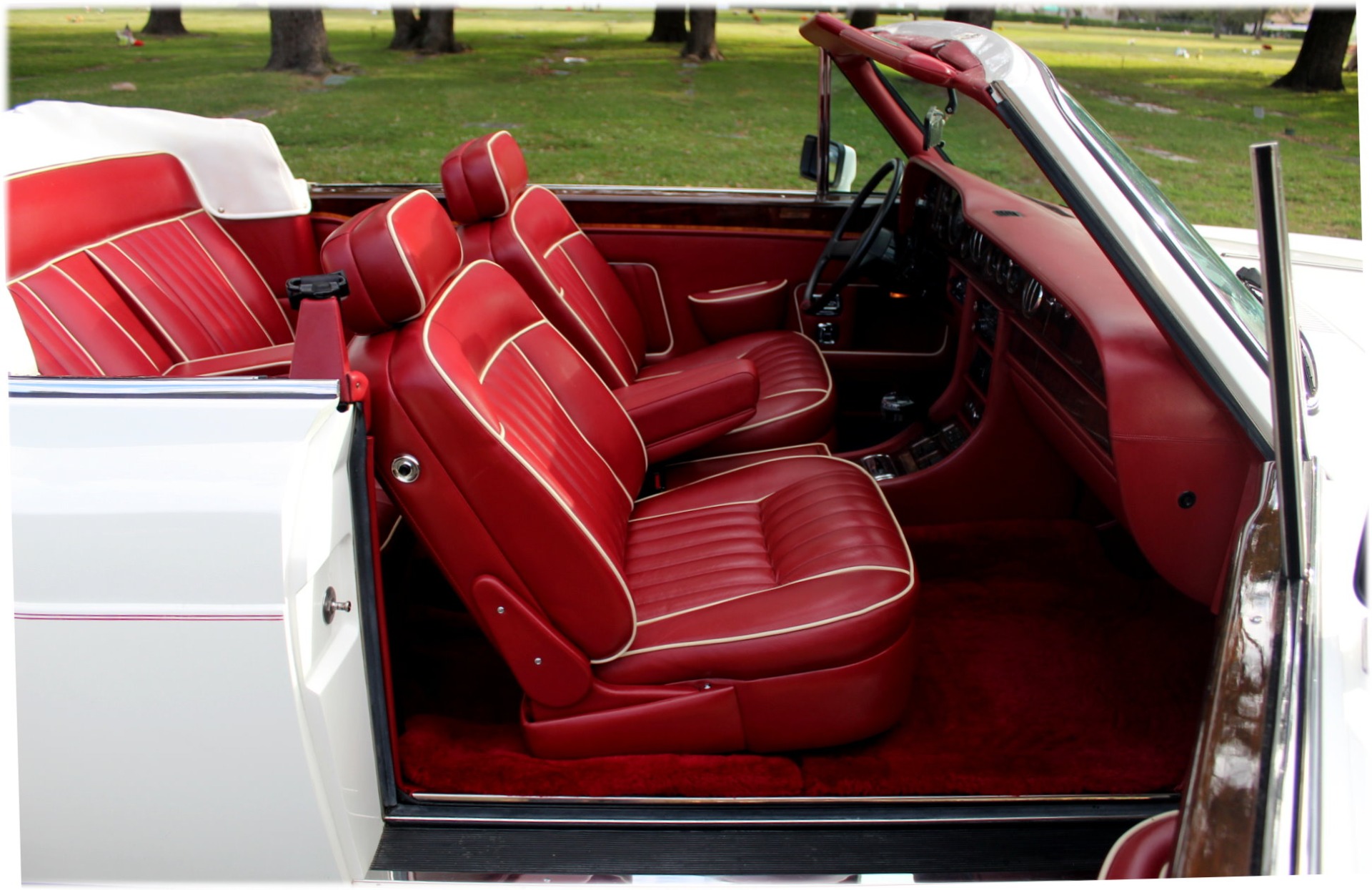 Used-1988-Rolls-Royce-Corniche-II