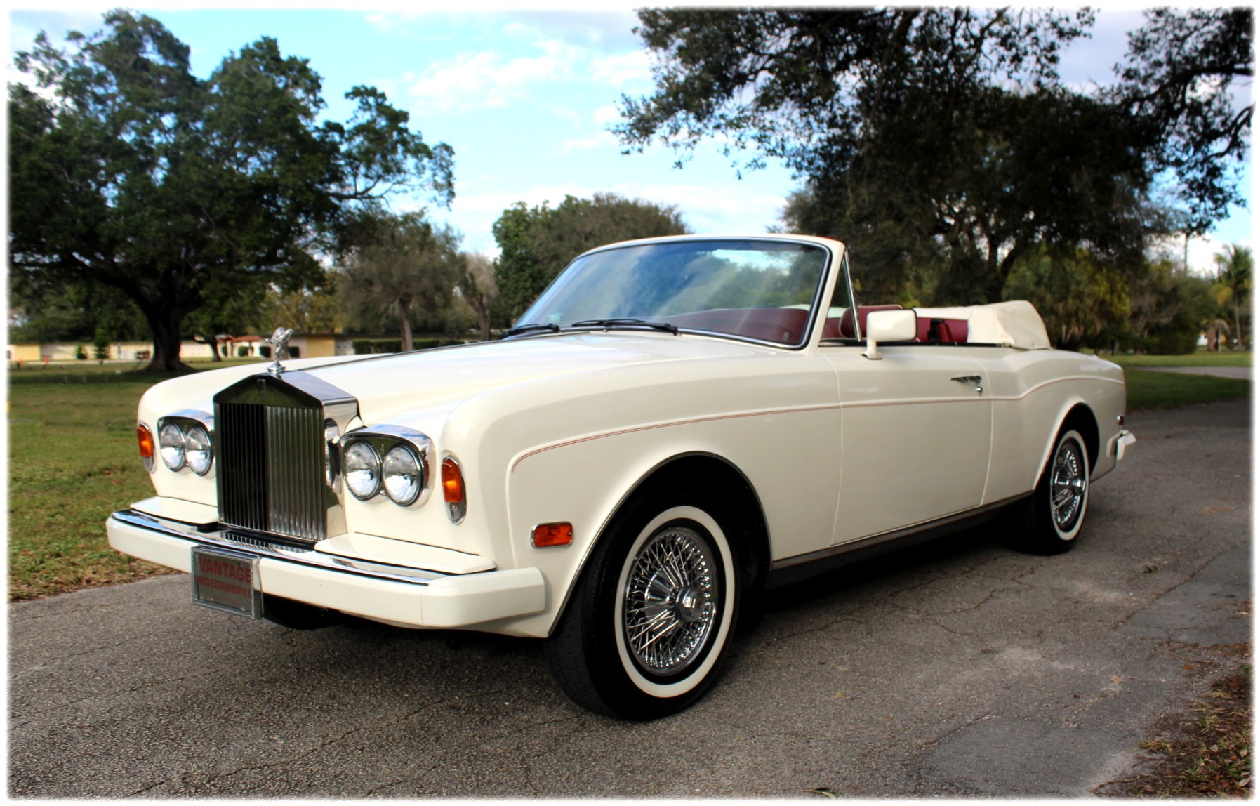 Used-1988-Rolls-Royce-Corniche-II