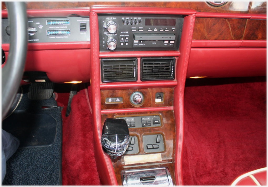 Used-1988-Rolls-Royce-Corniche-II