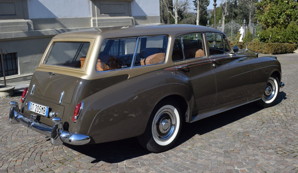 Used-1959-Rolls-Royce-Silver-Cloud-I-HJ-Mulliner-Radford-Estate-Wagon