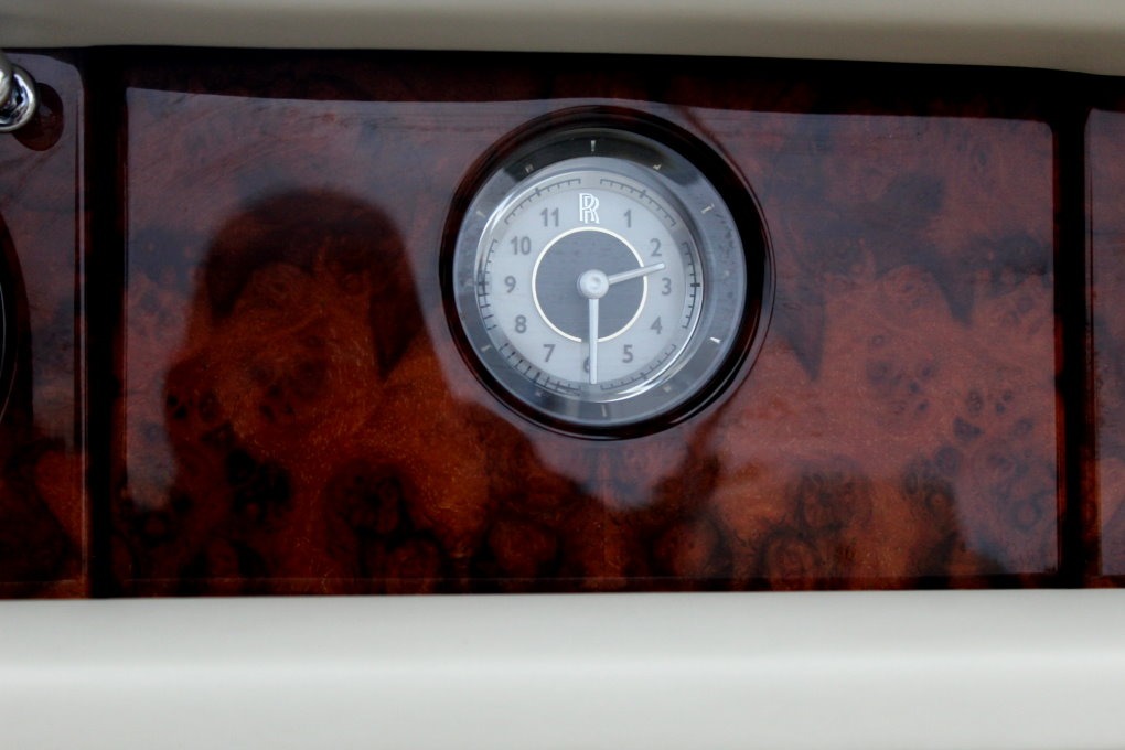 Used-2011-Rolls-Royce-Phantom-Drophead-Coupe