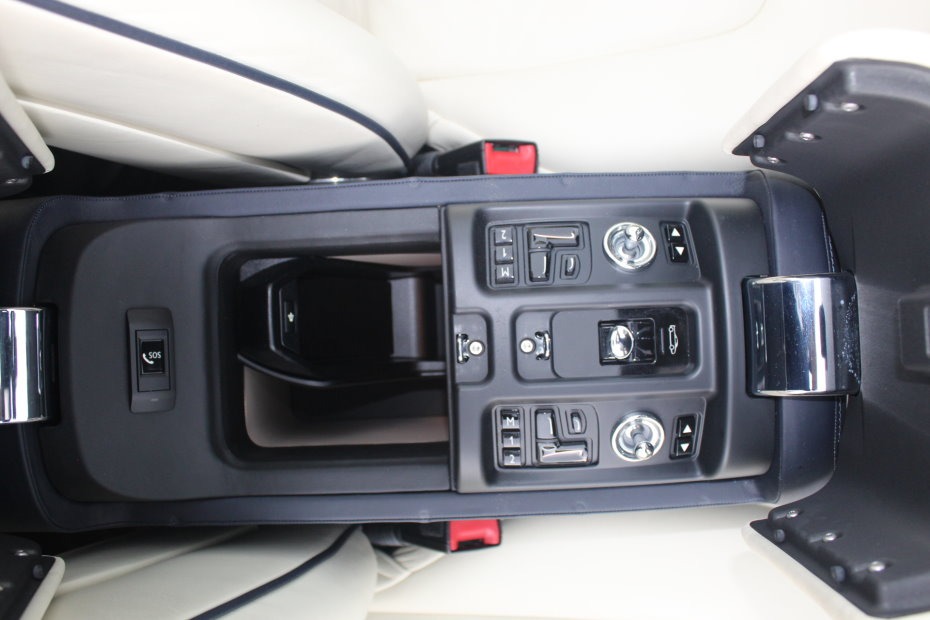 Used-2011-Rolls-Royce-Phantom-Drophead-Coupe