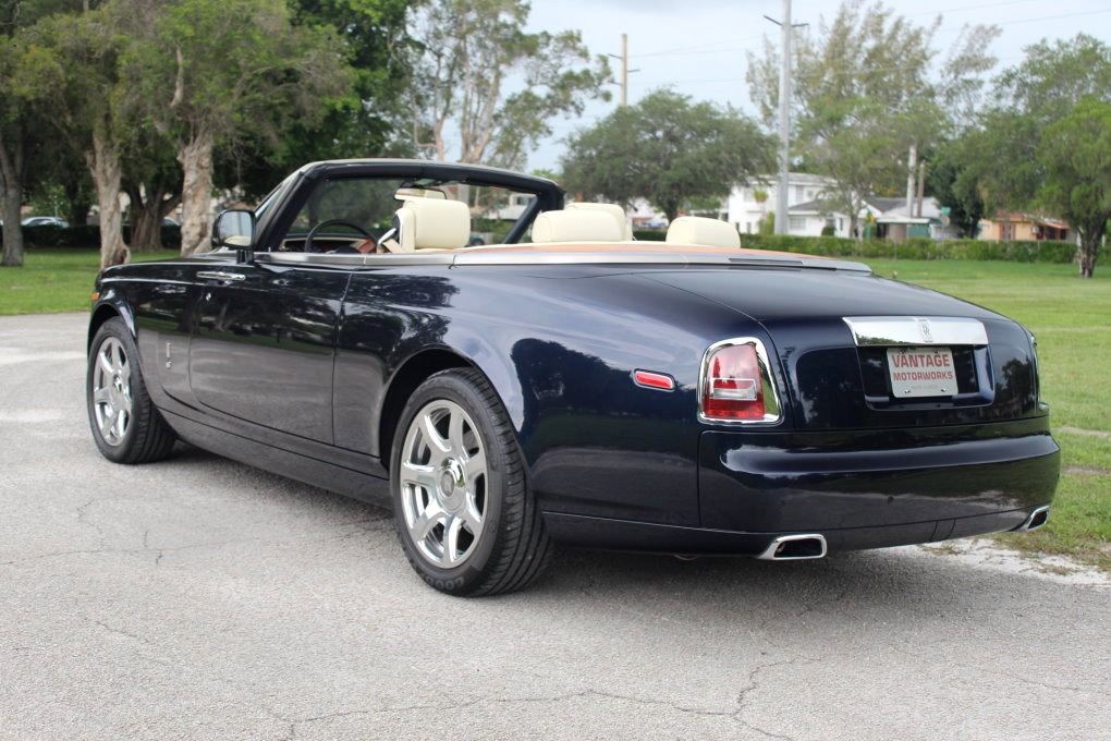 Used-2011-Rolls-Royce-Phantom-Drophead-Coupe