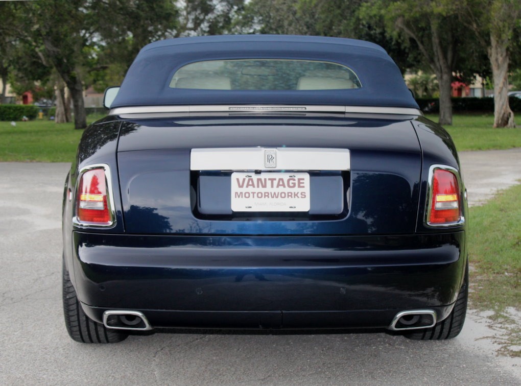 Used-2011-Rolls-Royce-Phantom-Drophead-Coupe