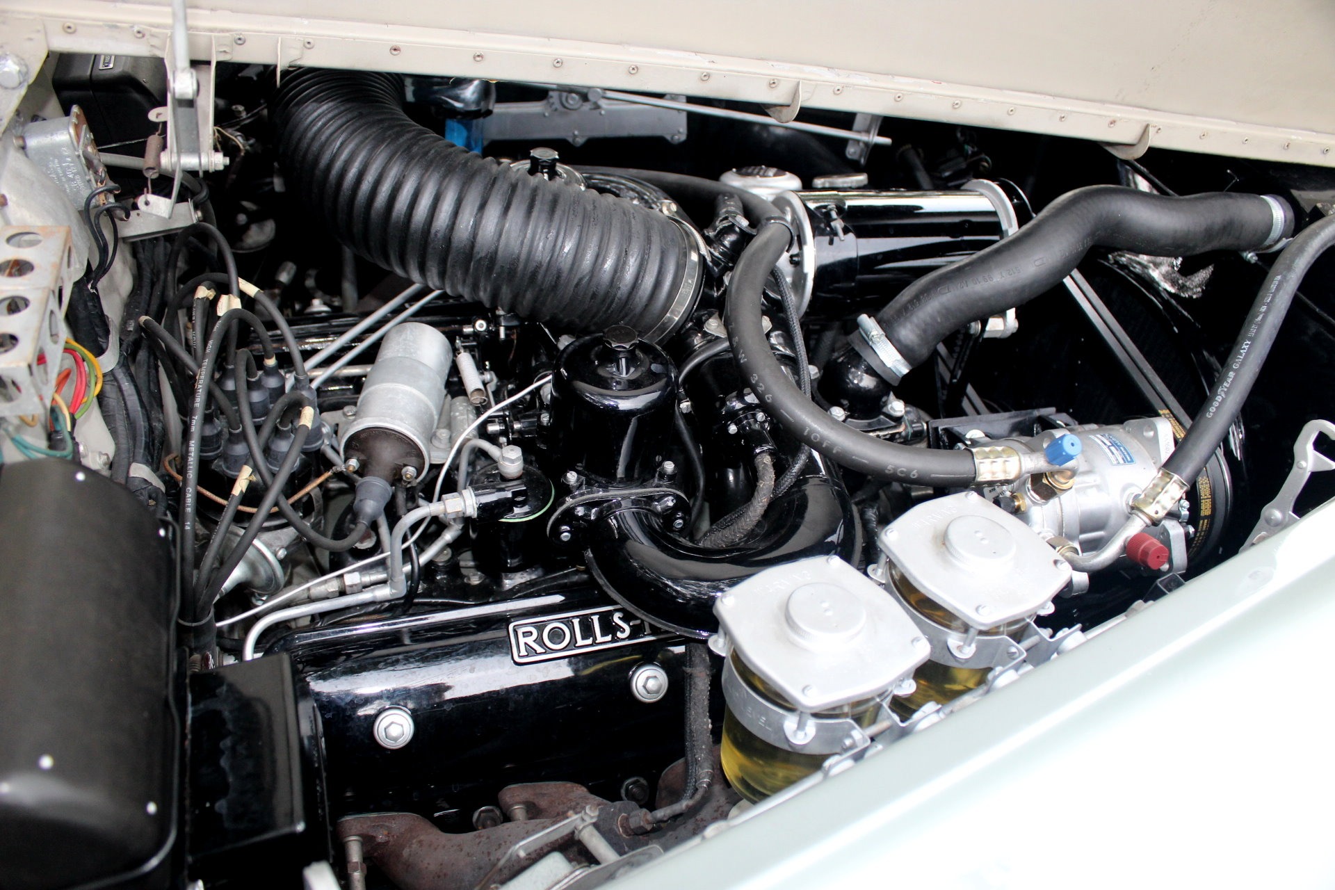 Used-1965-Rolls-Royce-Silver-Cloud-III