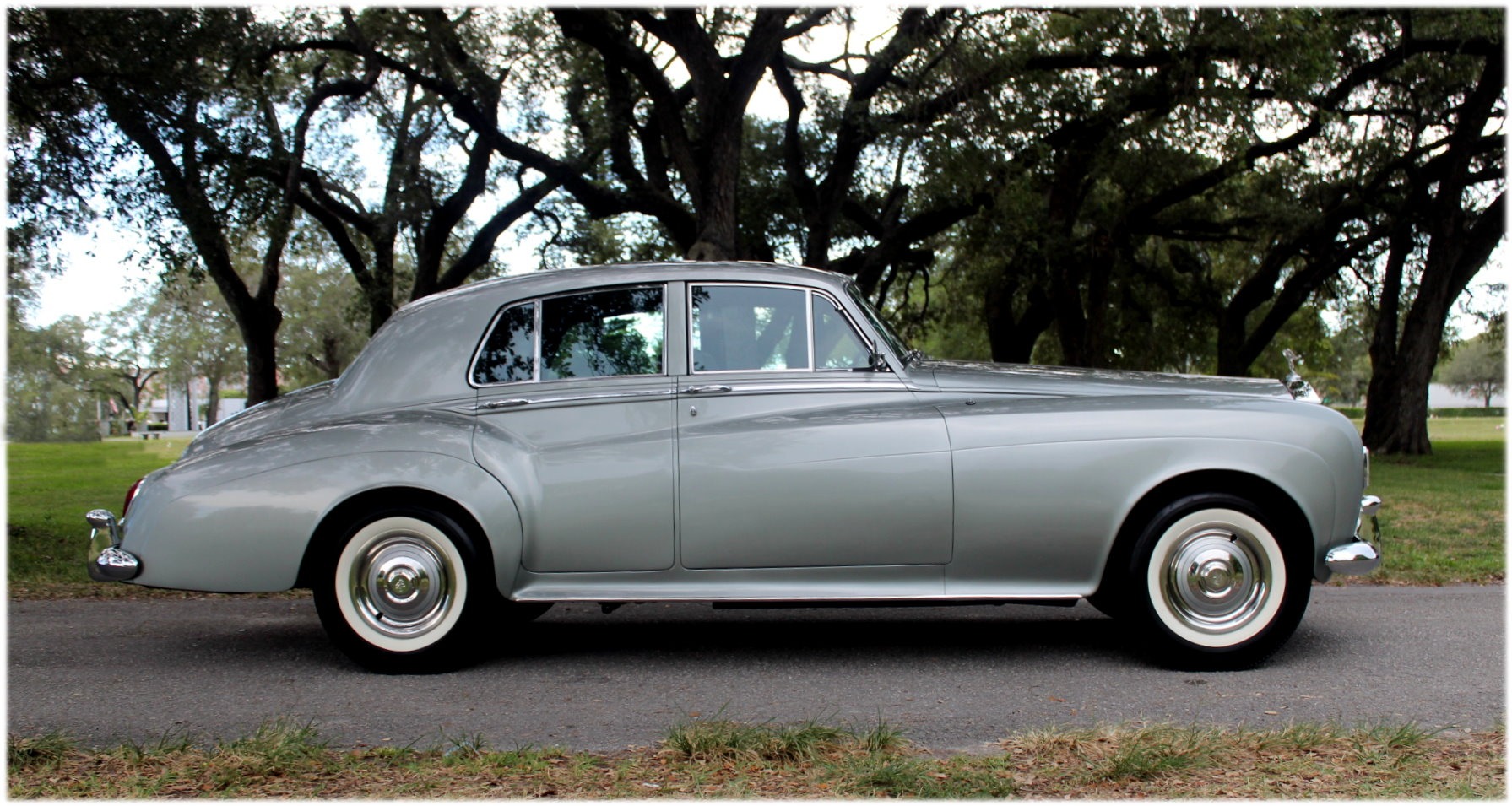 Used-1965-Rolls-Royce-Silver-Cloud-III